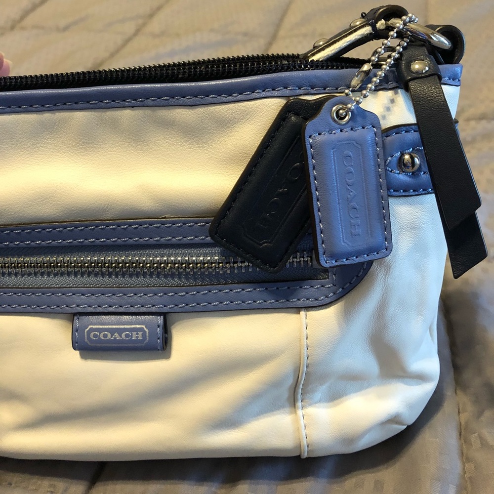 NWT - Coach White / Blue Small Leather Purse
